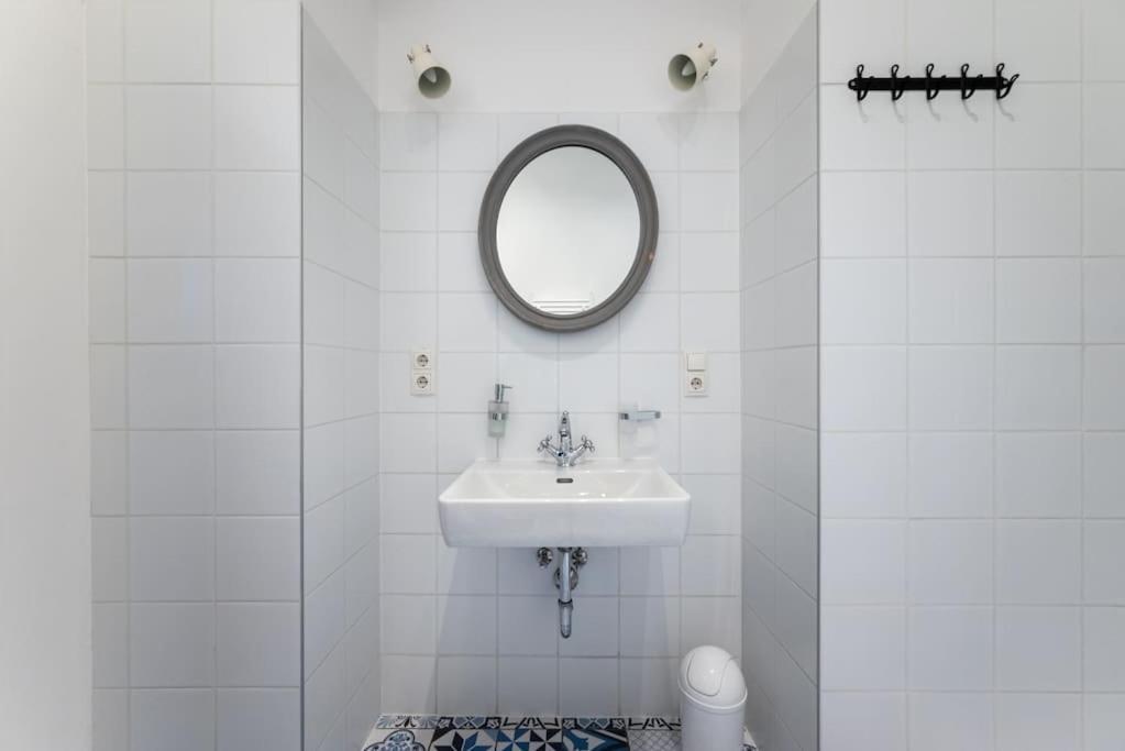 Chic Near Metro & Center By Hm Appartamento